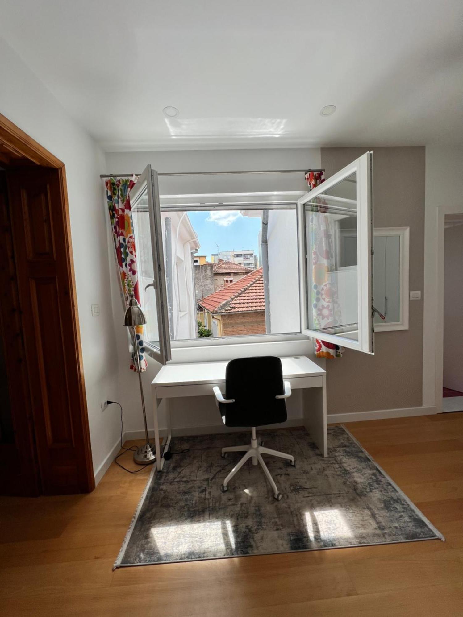 Trip'N'Hostel Chill Zone Tiranë Ngoại thất bức ảnh